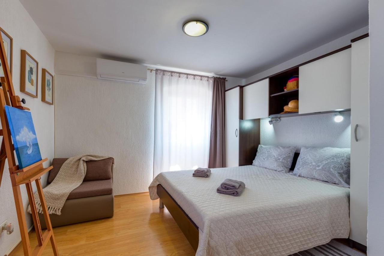 Apartments Valeria, 말리로시니 외부 사진