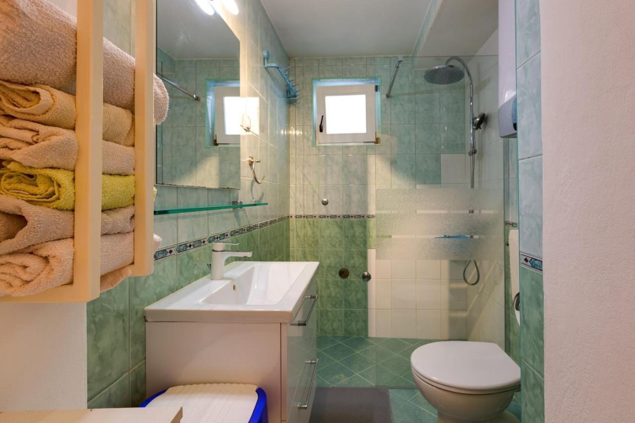 Apartments Valeria, 말리로시니 외부 사진